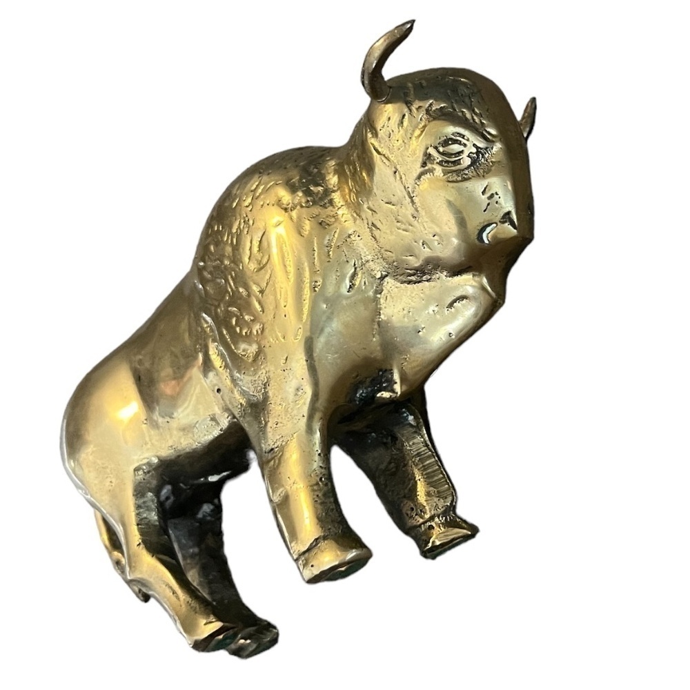 Vintage Unmarked Antique Bronze Bull Bison Figurine Sculpture - Heavy
